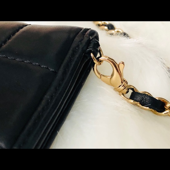 CHANEL Clutch - Picture 12 of 14